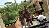 Serunya Liburan John Legend dan Chrissy Teigen di Bali