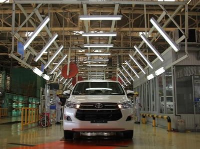 Dua Juta Unit Kijang Sudah Diproduksi di Indonesia