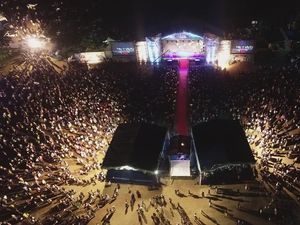 Tumpah Ruah Wisatawan di Toboali City on Fire Bangka Selatan