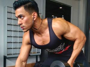 Potret Shazril Shaharuddin, Dokter Kekar yang Bisa Bikin Jantung Berdebar