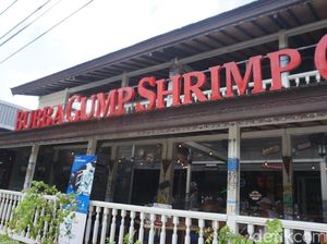 Foto: Toko Suvenir Serba Forrest Gump di Bali