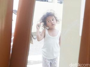 Uniknya Permintaan Anak Gimbal: Tempe hingga Tablet Gambar Apel Uniknya Permintaan Anak Gimbal: Tempe hingga Tablet Gambar Apel