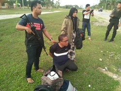 Bawa 10 Bungkus, Pasutri di Riau Ditangkap