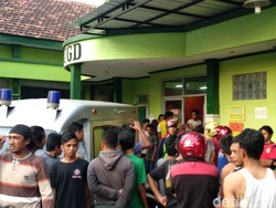 Pelajar Ini Dibegal Usai Pulang Sekolah, Kepalanya Dibacok