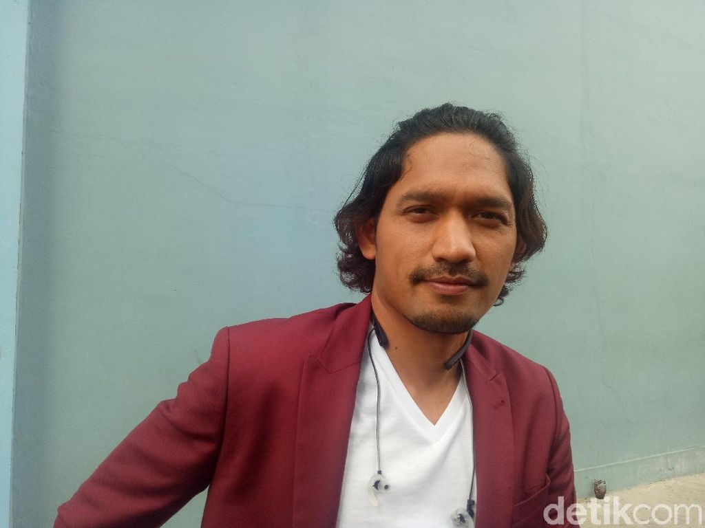 Ibnu Jamil Tetap Enjoy Meski Jadi Seorang Duda Ibnu Jamil Tetap Enjoy Meski Jadi Seorang Duda