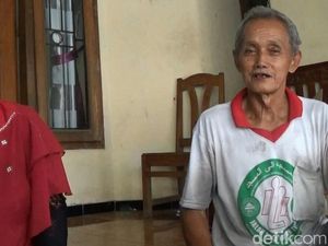 Tak Sendirian, Kakek Penambal Ban Safuan Ajak Istri Naik Haji Bareng