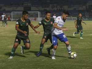 Hasil Liga 1 2018: Persib Menang Dramatis atas PS Tira