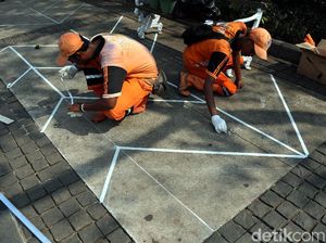 Trotoar di Kawasan Monas Dipercantik