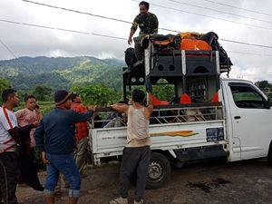 Pendaki yang Terjebak di Gunung Rinjani Berhasil Dievakuasi
