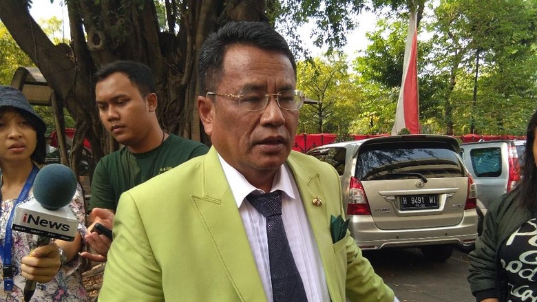 Siswi Sekolah Menengan Atas Korban Pemerkosaan Pertanyakan Hasil Tes DNA ke Polri Siswi Sekolah Menengan Atas Korban Pemerkosaan Pertanyakan Hasil Tes DNA ke Polri