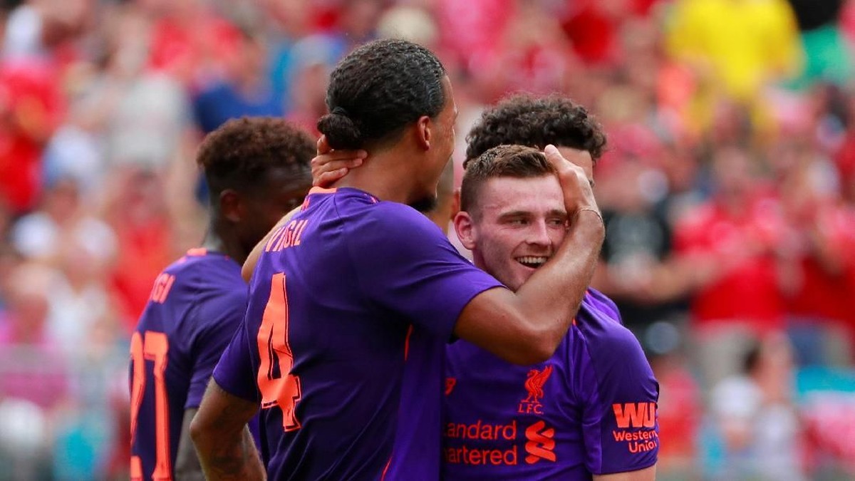 Lini pertahanan Liverpool makin solid sejak kehadiran Van Dijk (Chris Keane/REUTERS)