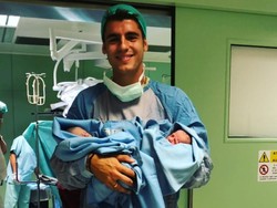 Morata Dikaruniai Anak Kembar