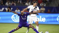 LA Galaxy menjamu Orlando City dalam lanjutan Major League Soccer, Senin (30/7/2018) siang WIB. Tuan rumah menang dengan skor ketat 4-3. Katharine Lotze/Getty Images.