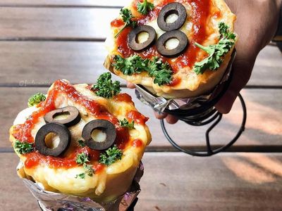 Duh, 10 Pizza dengan Topping Keju Mulur Ini Bikin Ngiler!