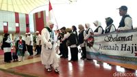 Jemaah Haji Indonesia Gelombang Kedua Tiba di Jeddah