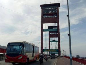 Terjun dari Jembatan Ampera Sumsel, Siswi SMA Tewas