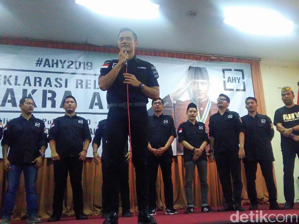 Ini Alasan AHY Hadiri Deklarasi Dibanding Temani SBY ke Prabowo Ini Alasan AHY Hadiri Deklarasi Dibanding Temani SBY ke Prabowo
