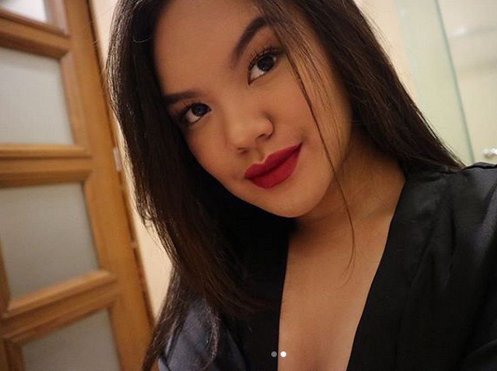 Netizen Sebut Jedun di Foto Mesra Bastian Steel dan Shafa Harris Netizen Sebut Jedun di Foto Mesra Bastian Steel dan Shafa Harris