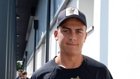 Ronaldo, Cuadrado, dan Dybala hanya tiga dari sejumlah pemain yang melapor ke pusat latihan Juventus. Mereka memang tak ikut serta dalam tur pramusim tim ke Amerika Serikat karena diberi jatah libur lebih. (Foto: Instagram @juventus)