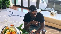 Usai membawa Prancis juara Piala Dunia 2018, Paul Pogba liburan di California bersama teman-temannya. (Instagram @PaulPogba)