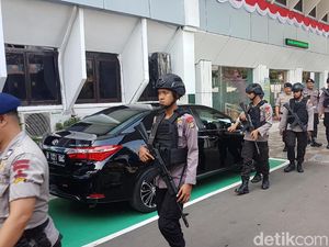 Polisi Kerahkan 200 Personel Amankan Vonis Pembubaran JAD Polisi Kerahkan 200 Personel Amankan Vonis Pembubaran JAD