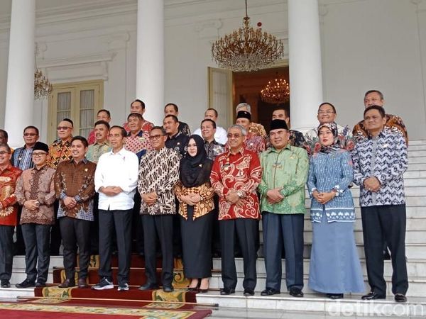Nurdin Abdullah dan Para Bupati Salam 2 Periode di Istana Bogor