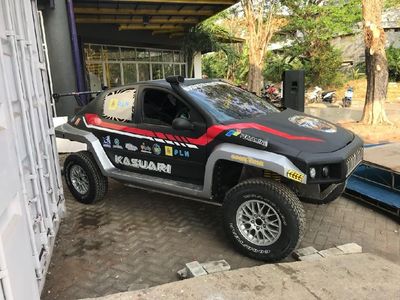 Top! ITS Kenalkan 2 Mobil Balap Dakar Listrik dan Hybrid