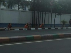 Lurah: Pembatas Jalan Pasar Rebo Warna-warni Sejak 2017