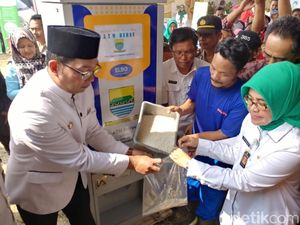 6 ATM Beras Warga Miskin Tersebar di Kota Bandung