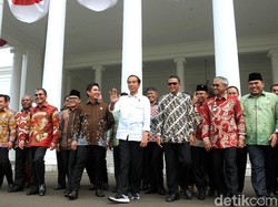 Saat Bupati Curhat dan Sampaikan Dukungan Jokowi 2 Periode