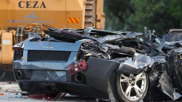 Penampakan Remuknya Lamborghini Ilegal yang Digilas Duterte
