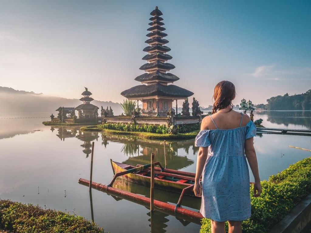 Mau Hobi Traveling Jalan Terus? Begini Caranya! Mau Hobi Traveling Jalan Terus? Begini Caranya!