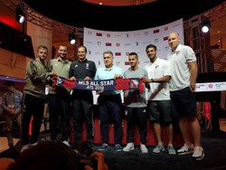Sementara itu, sebagian besar pemain Juventus sedang bersiap melawan MLS All-Stars di Mercedes Benz Stadium, Atlanta pada Kamis (2/8/2018) mendatang. Skuat Bianconeri akan berlatih secara utuh di Turin pada Rabu (8/8) pekan depan. (Foto: Twitter @juventusfcen)