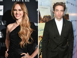 Foto: Model Cantik Suki Waterhouse, Kekasih Baru Robert Pattinson