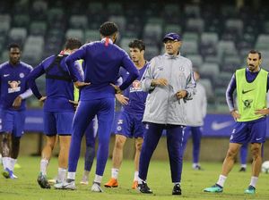 Chelsea Diwanti-wanti soal Sarri yang Saklek