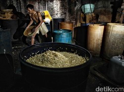 Harga Kedelai Tembus Rp 9.500/Kg, Pengusaha Tahu-Tempe Keblinger
