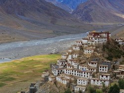 Di Ketinggian 4.400 Meter, Inilah Kantor Pos Tertinggi di Dunia