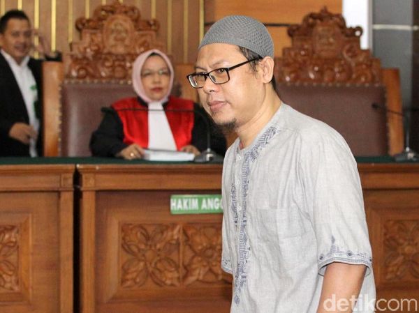 Ekspresi Pimpinan Saat Sidang Vonis Pembubaran JAD