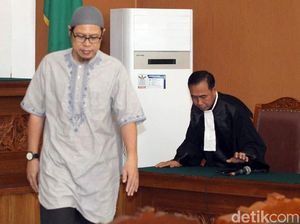JAD Cuma Bisa Pasrah Dibekukan Pengadilan JAD Cuma Bisa Pasrah Dibekukan Pengadilan