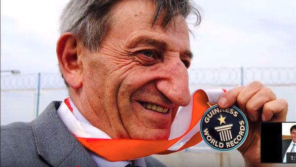 Wow, Ini Mehmet Ozyurek Pemilik Hidung Terbesar dan Termancung di Dunia!