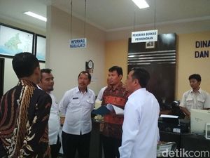 KPK Sidak Dinas Penanaman Modal dan Perizinan Trenggalek, Ada Apa? KPK Sidak Dinas Penanaman Modal dan Perizinan Trenggalek, Ada Apa?