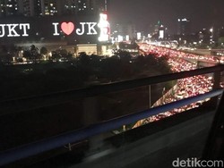Slipi-Grogol Macet Parah