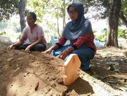 Jenazah ART Siti Munasiroh Dimakamkan Kembali di Kebumen