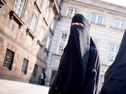 Larangan Burqa di Swiss, Pemerintah Tetap Bolehkan Penggunaan di Tempat Ibadah
