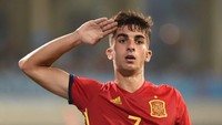 Ferran Torres jadi salah satu pemain muda paling diantisipasi di Spanyol. Winger muda Valencia ini jadi bagian dari timnas Spanyol U-17 saat juara Piala Eropa di kelas usia tersebut tahun lalu. (Foto: PUNIT PARANJPE/AFP)