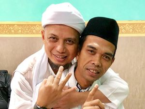 Akankah Abdul Somad Dengarkan Arifin Ilham untuk Jadi Ulama-Umara? Akankah Abdul Somad Dengarkan Arifin Ilham untuk Jadi Ulama-Umara?