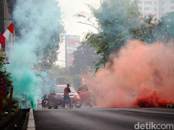 Begini Serunya Simulasi Penanganan Teroris di Senayan