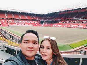 Selamat! Hamil, Momo Geisha Gelar Neloni Selamat! Hamil, Momo Geisha Gelar Neloni