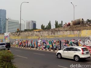 Foto: Mural Asian Games di Depan Citos Tak Lagi Tertutup Spanduk