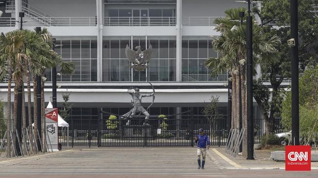 Senayan Bebas Asap, Pedagang Sate Taichan Rela Direlokasi FKS